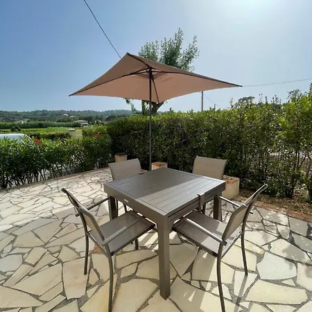 Spacieux Dans Le Quartier Des Salins * Saint-Tropez
